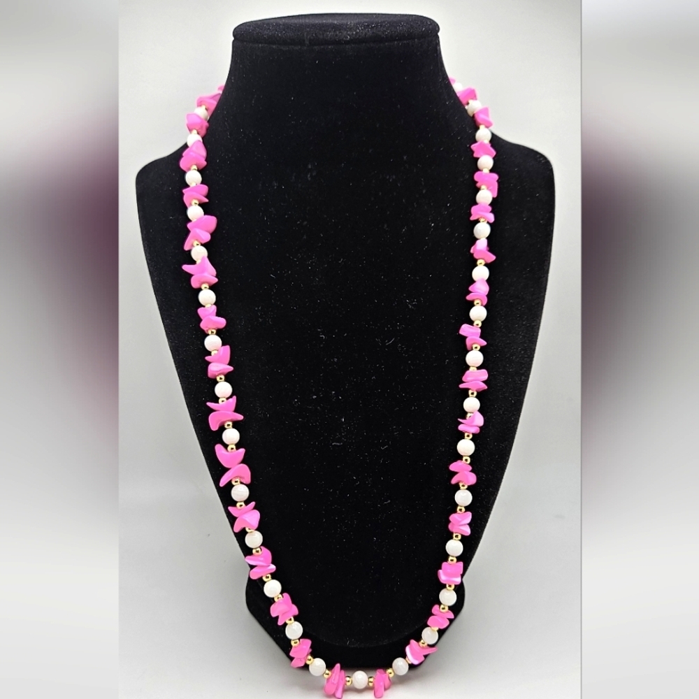 🟢3/$19🟢 Mother of Pearl PINK White Gold Beaded Necklace
